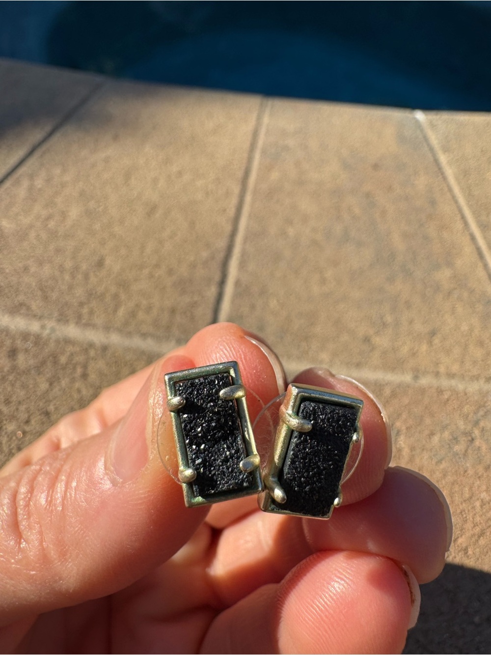Kendra Scott black sparkle earrings